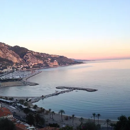 Cap Au Sud,vue Panoramique Mer,piscine * マントン